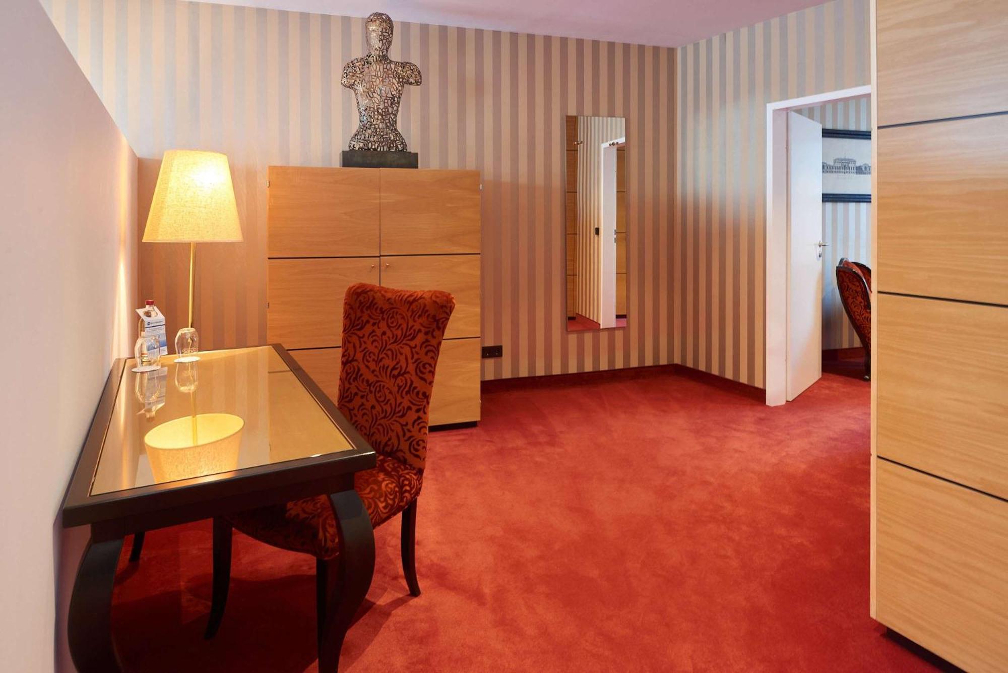 Western International 3* Amburgo